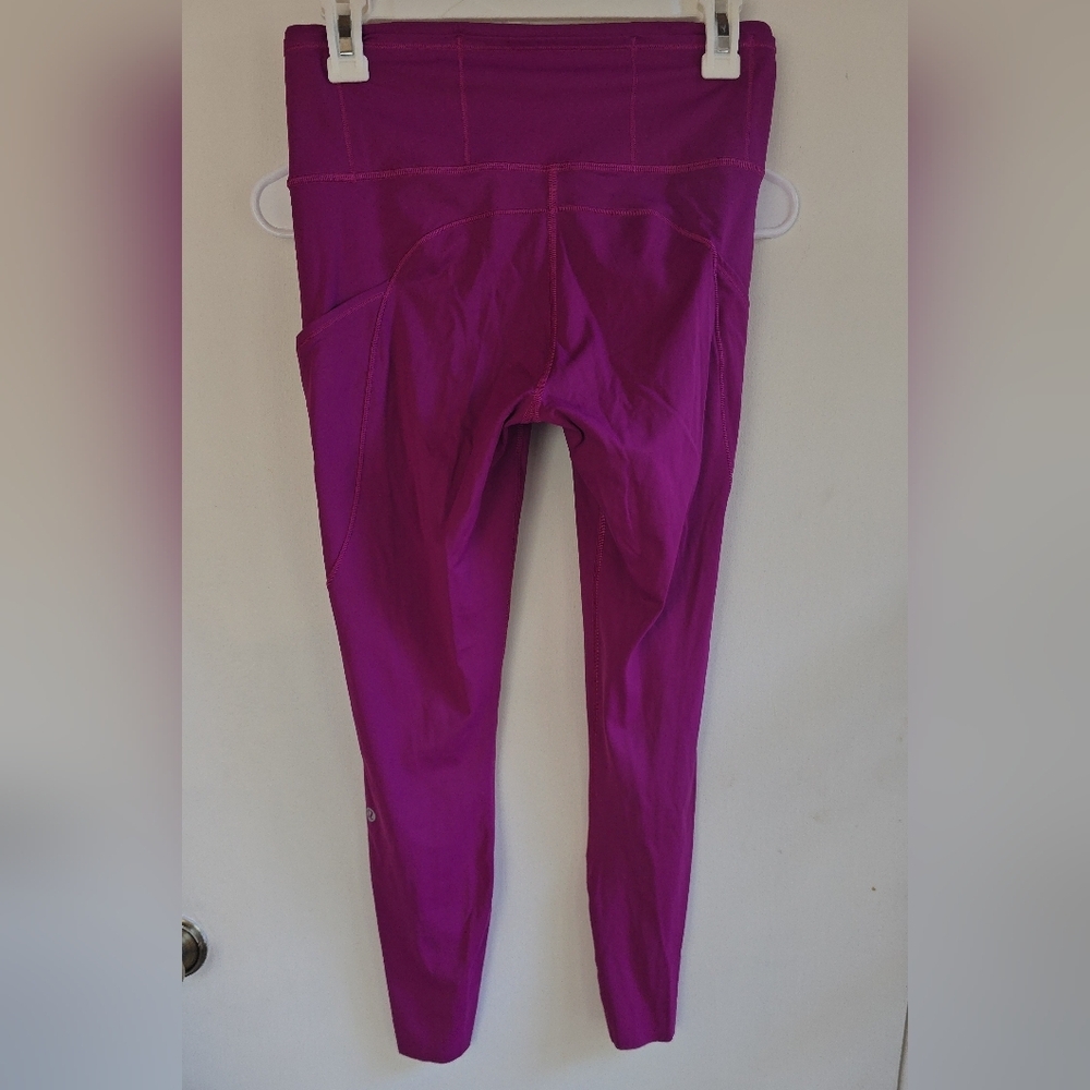Lululemon Peleton Fast And Free Non Reflective Athletic Leggings Size 8 NWOT